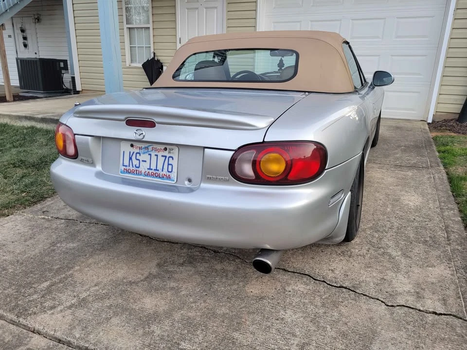 1999 Mazda NB MX-5 Miata - Image 3 of 10