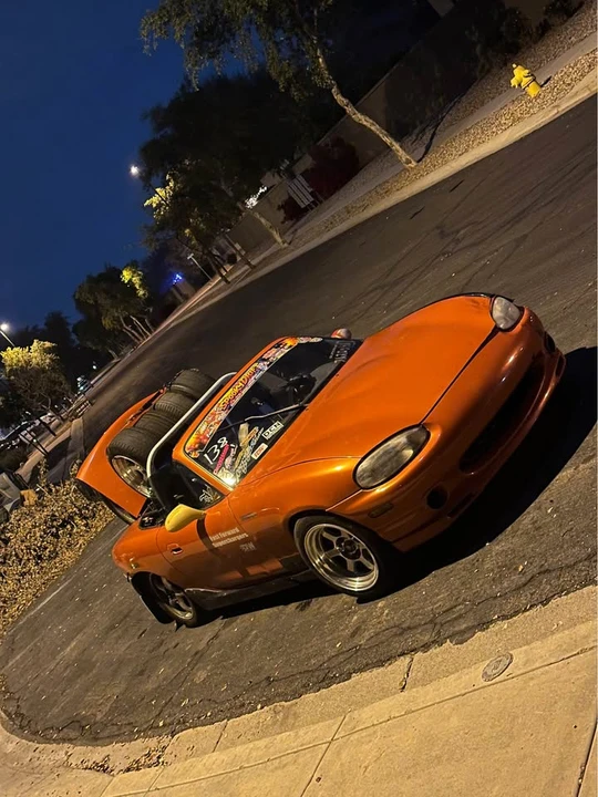 1999 Mazda NB MX-5 Miata - Image 4 of 20