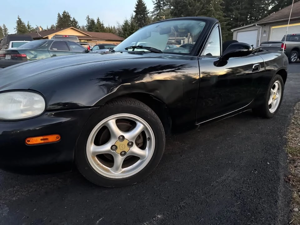 1999 Mazda NB MX-5 Miata - Image 9 of 14