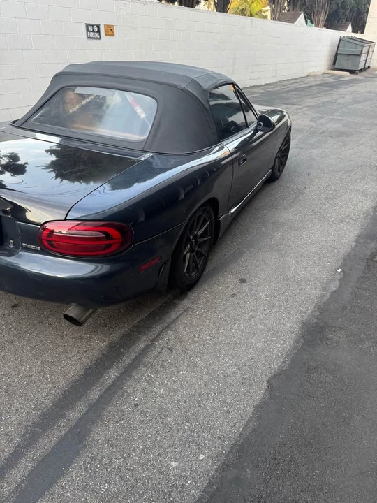 1999 Mazda NB MX-5 Miata - Image 6 of 9