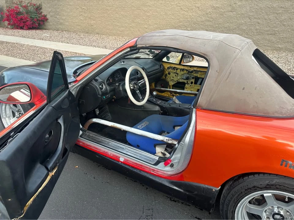 1999 Mazda NB MX-5 Miata - Image 17 of 20