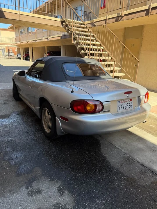 1999 Mazda NB MX-5 Miata - Image 2 of 17