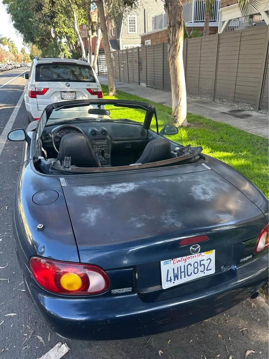 1999 Mazda NB MX-5 Miata - Image 6 of 8