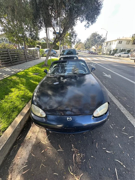1999 Mazda NB MX-5 Miata - Image 5 of 8