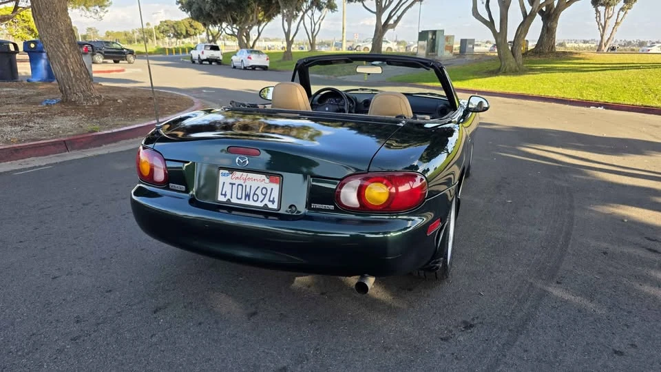 1999 Mazda NB MX-5 Miata - Image 18 of 20