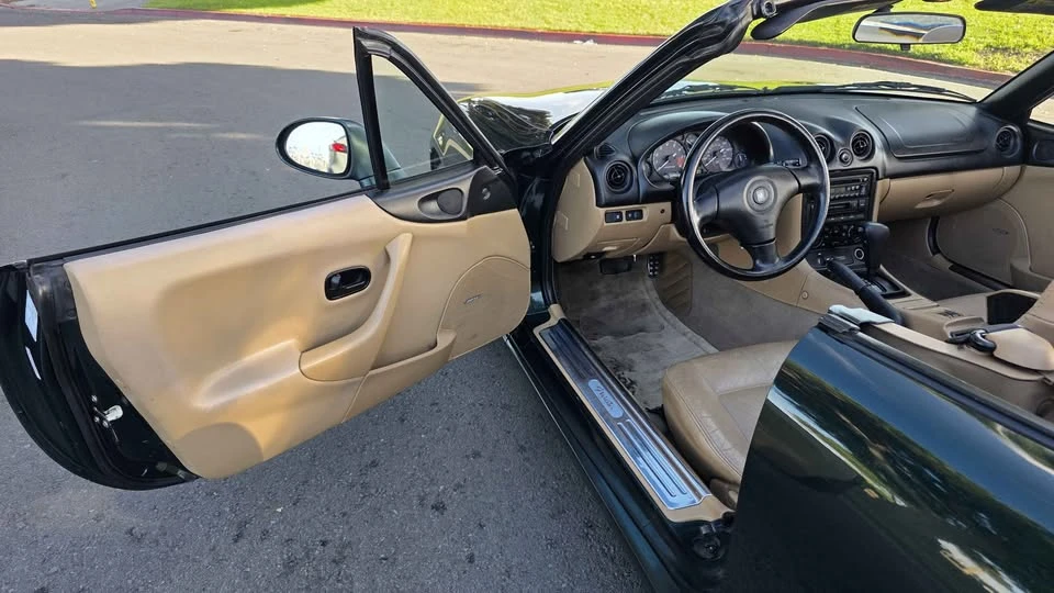 1999 Mazda NB MX-5 Miata - Image 11 of 20