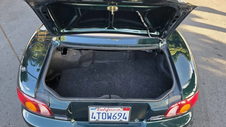 1999 Mazda NB MX-5 Miata - Image 17 of 20