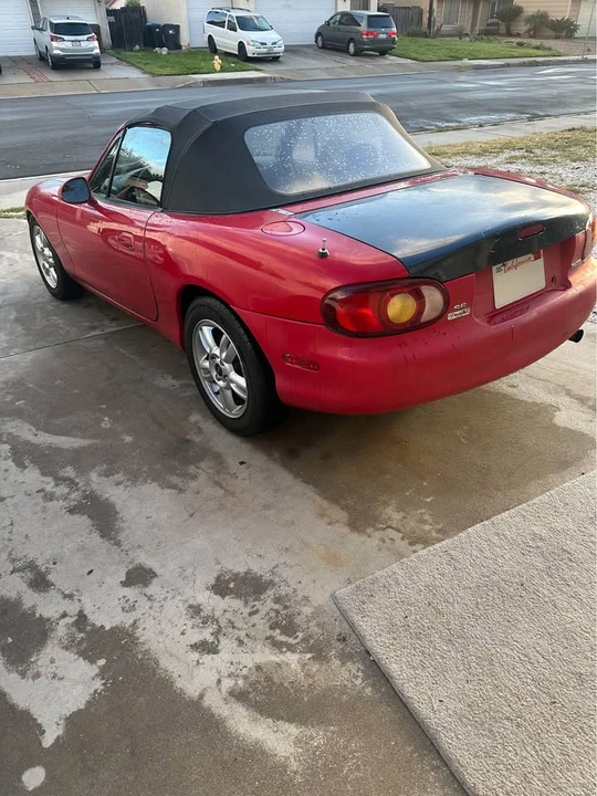 1999 Mazda NB MX-5 Miata - Image 2 of 8