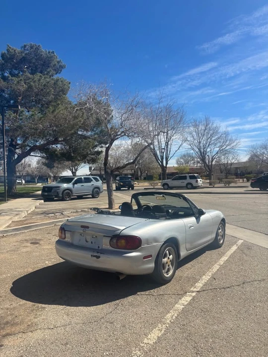 1999 Mazda NB MX-5 Miata - Image 4 of 7