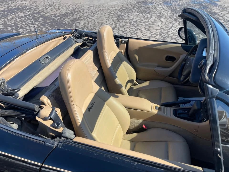 1999 Mazda NB MX-5 Miata - Image 11 of 14
