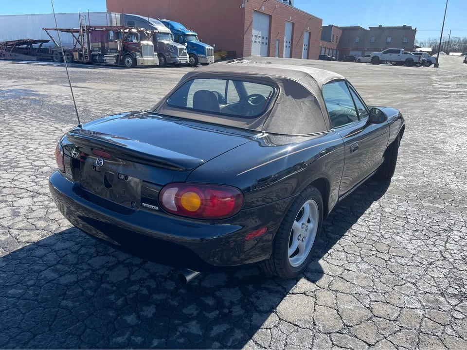 1999 Mazda NB MX-5 Miata - Image 5 of 14