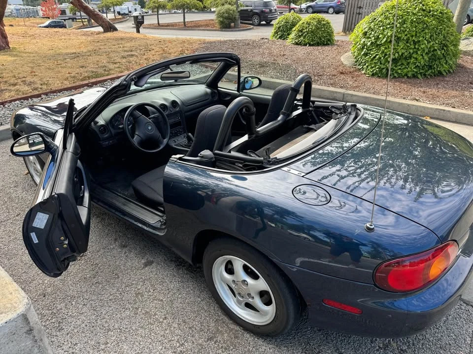 1999 Mazda NB MX-5 Miata - Image 3 of 16