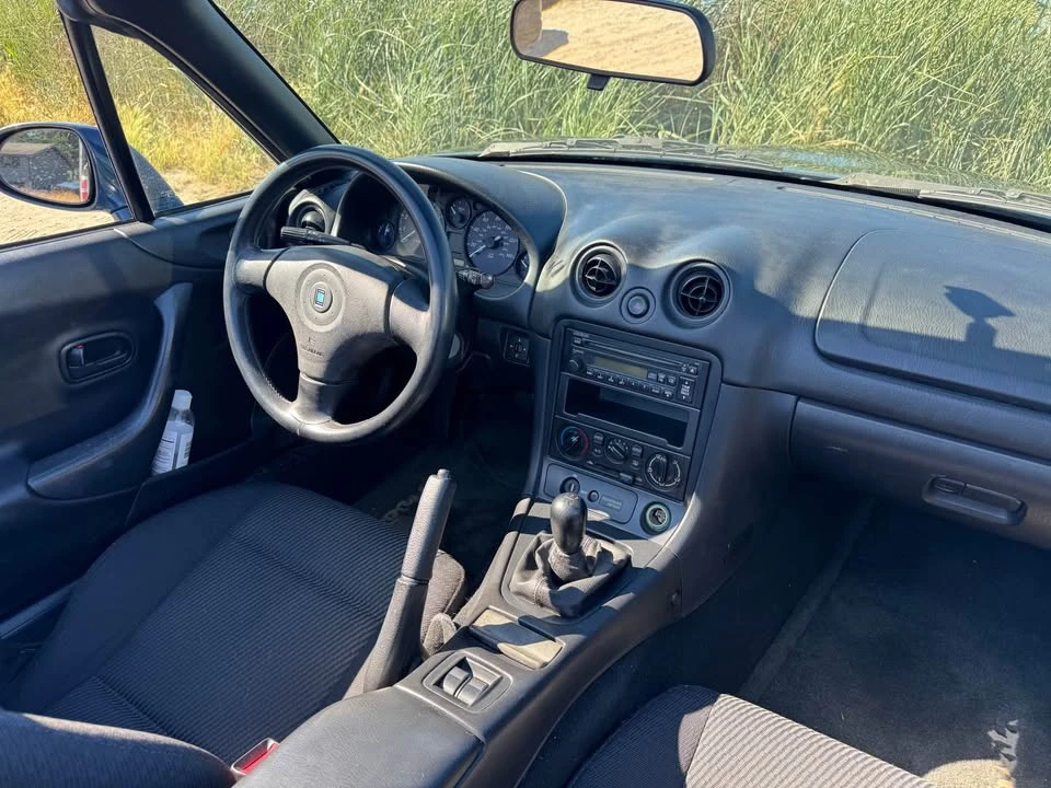 1999 Mazda NB MX-5 Miata - Image 12 of 16