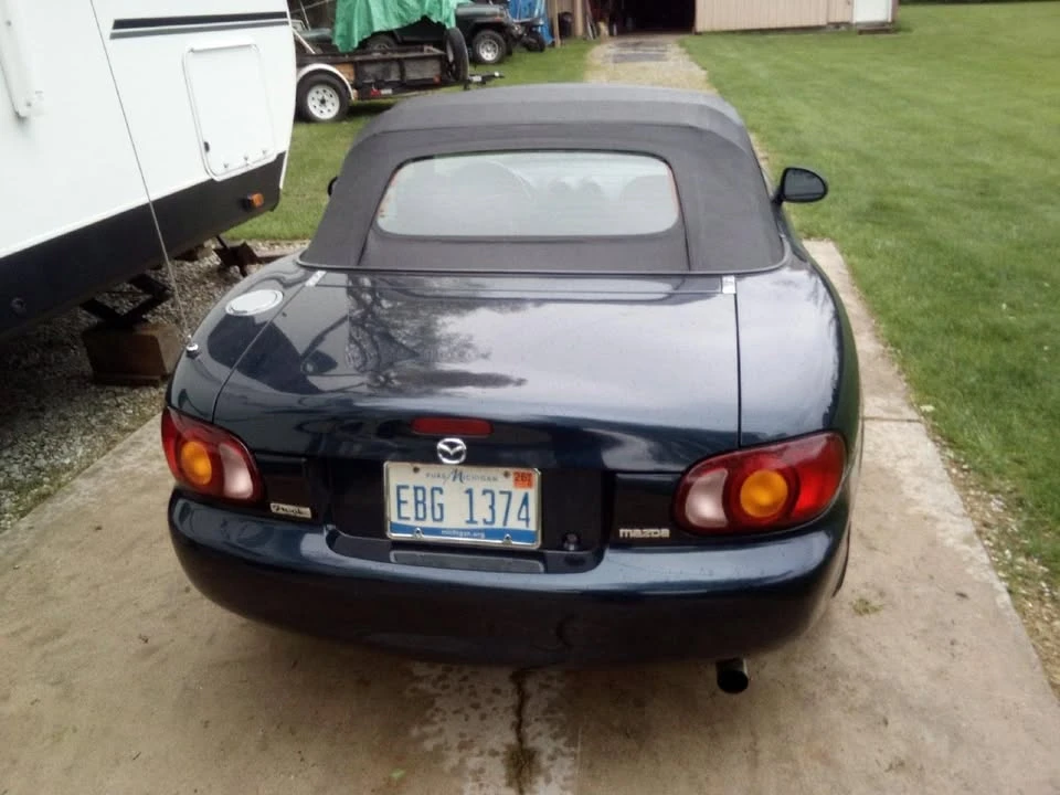 1999 Mazda NB MX-5 Miata - Image 4 of 5