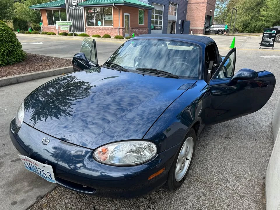 1999 Mazda NB MX-5 Miata - Image 6 of 16
