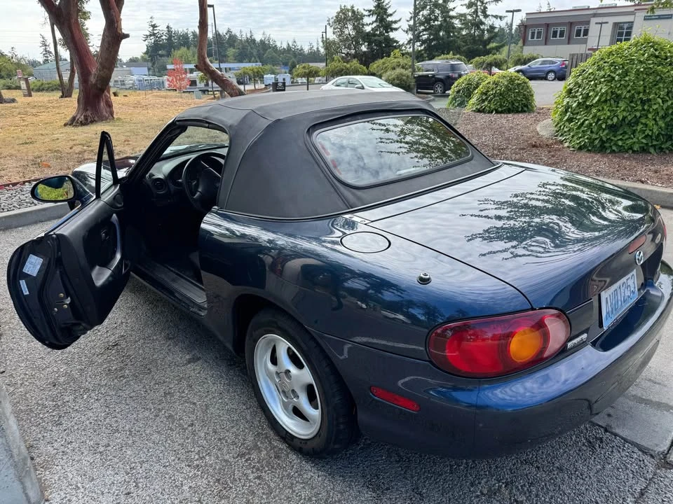 1999 Mazda NB MX-5 Miata - Image 8 of 16
