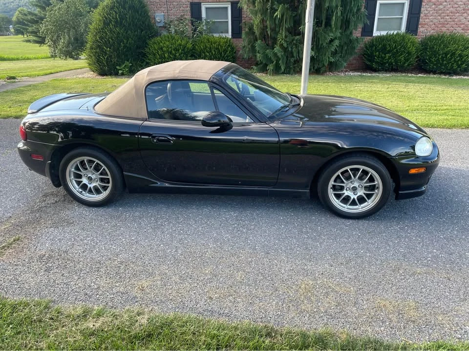 1999 Mazda NB MX-5 Miata - Image 12 of 12
