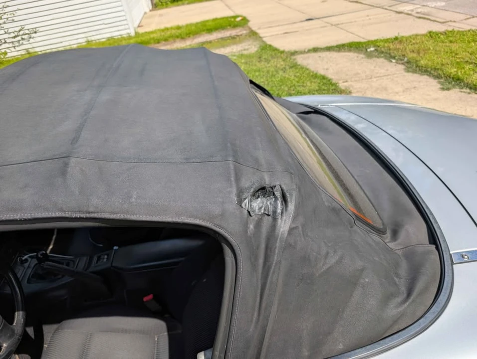 1999 Mazda NB MX-5 Miata - Image 10 of 10