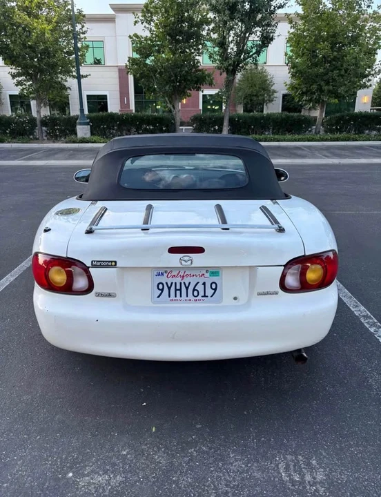 1999 Mazda NB MX-5 Miata - Image 4 of 17