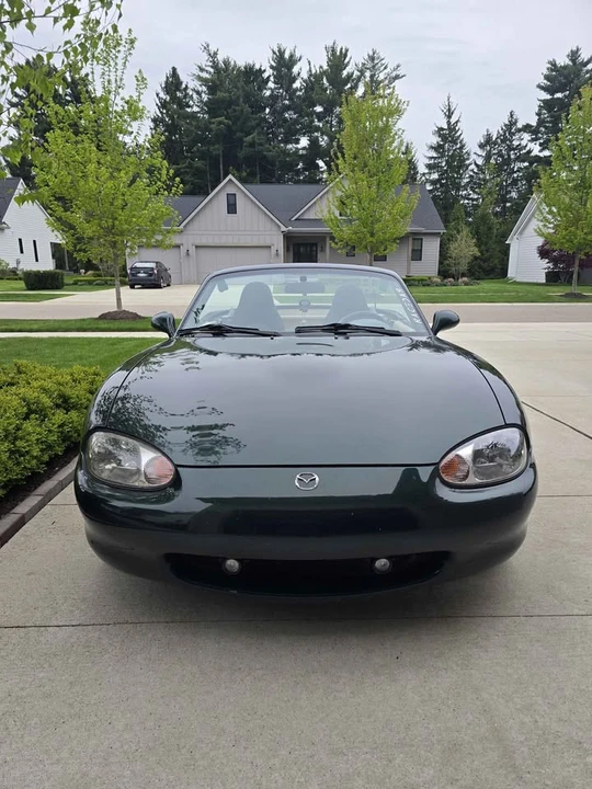 1999 Mazda NB MX-5 Miata - Image 2 of 10