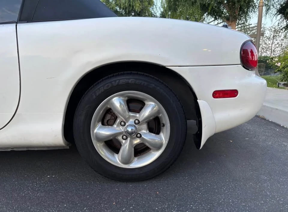 1999 Mazda NB MX-5 Miata - Image 7 of 17