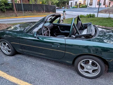 1999 Mazda MX-5 Miata Convertible