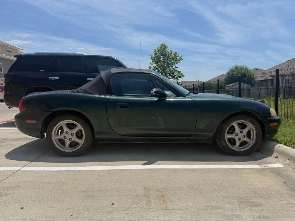 1999 Mazda NB MX-5 Miata - Image 2 of 13