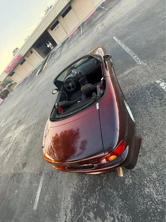 1999 Mazda NB MX-5 Miata - Image 7 of 11