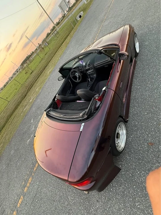 1999 Mazda NB MX-5 Miata - Image 3 of 11