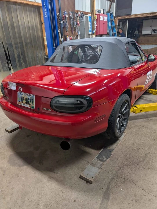1999 Mazda NB MX-5 Miata - Image 16 of 20