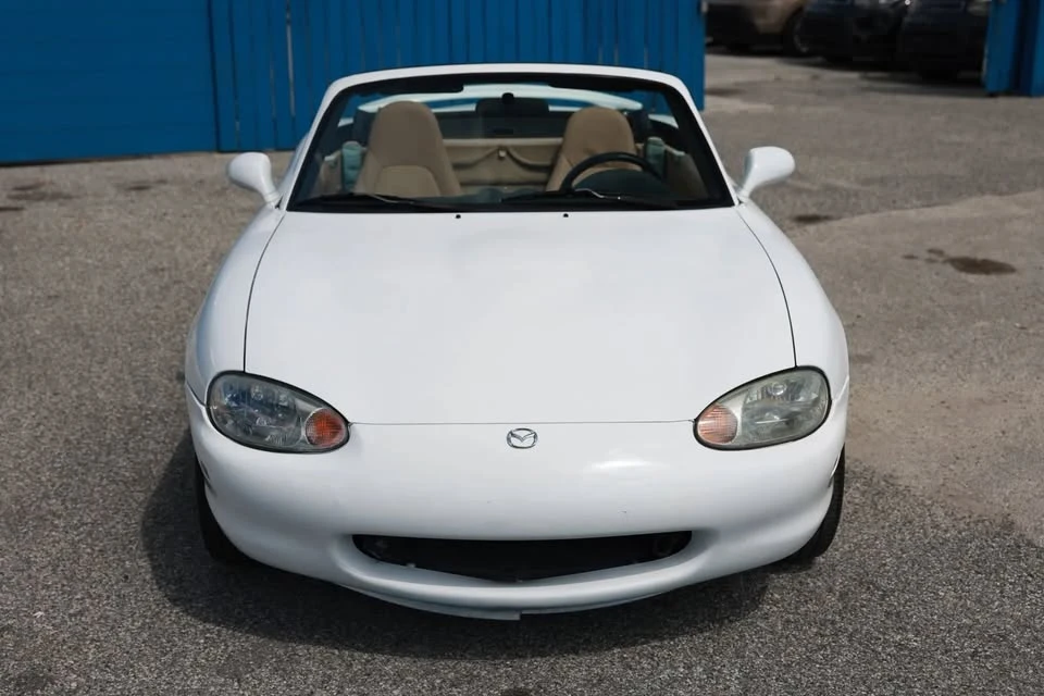 1999 Mazda NB MX-5 Miata - Image 11 of 20