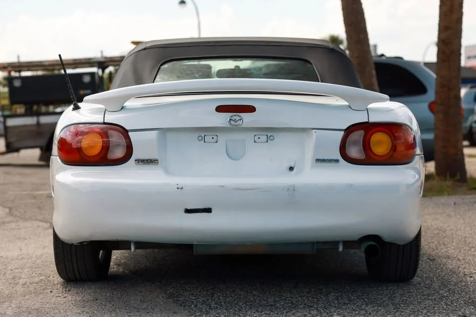 1999 Mazda NB MX-5 Miata - Image 5 of 20