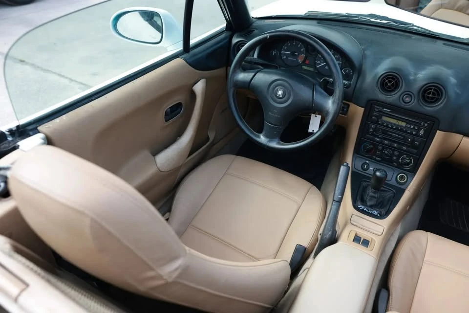 1999 Mazda NB MX-5 Miata - Image 12 of 20