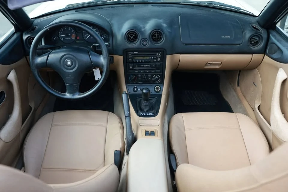 1999 Mazda NB MX-5 Miata - Image 2 of 20