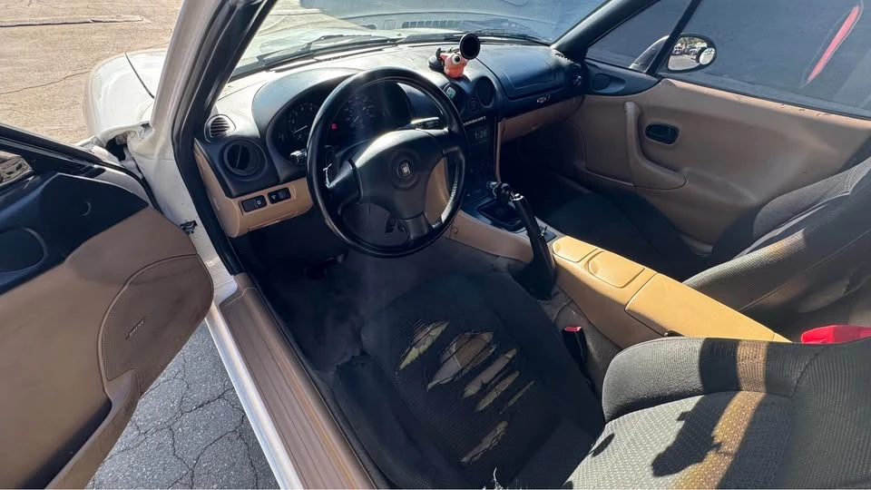 1999 Mazda NB MX-5 Miata - Image 8 of 17