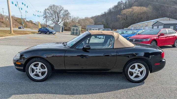 1999 Mazda NB MX-5 Miata - Image 4 of 16