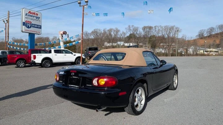 1999 Mazda NB MX-5 Miata - Image 7 of 16