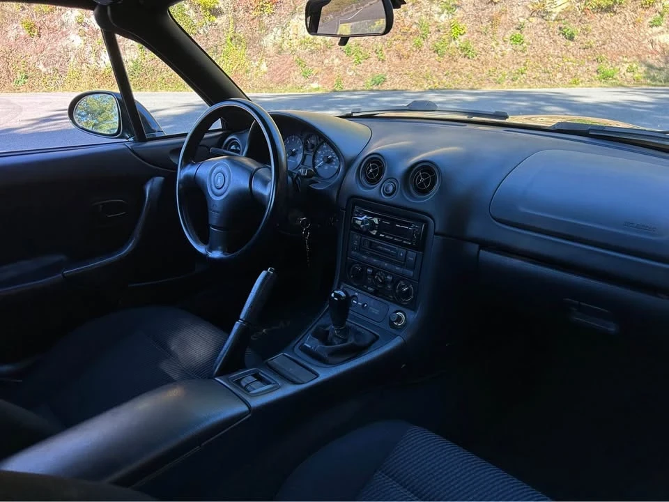 1999 Mazda NB MX-5 Miata - Image 15 of 20