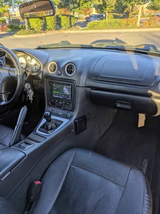 1999 Mazda NB MX-5 Miata - Image 4 of 13