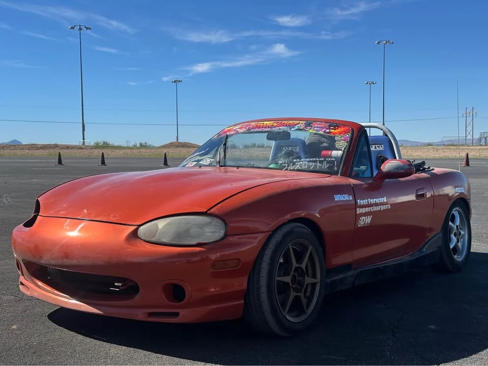 1999 Mazda NB MX-5 Miata - Image 5 of 12