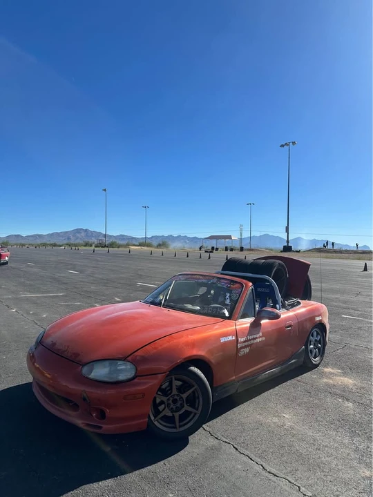 1999 Mazda NB MX-5 Miata - Image 3 of 12