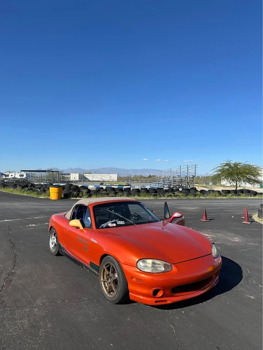 1999 Mazda NB MX-5 Miata - Image 8 of 12