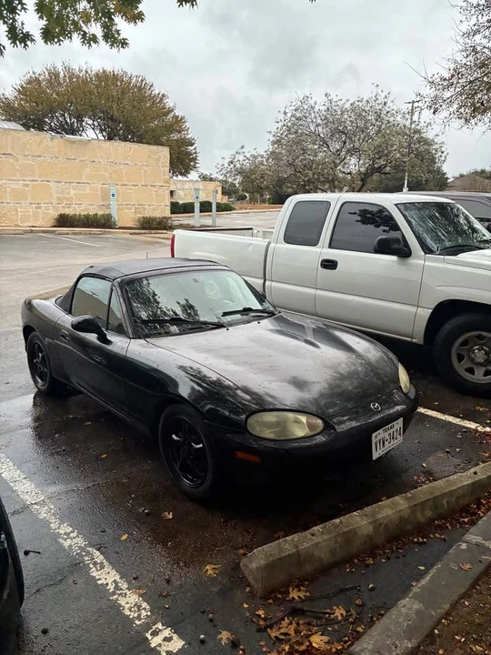 1999 Mazda NB MX-5 Miata - Image 3 of 4