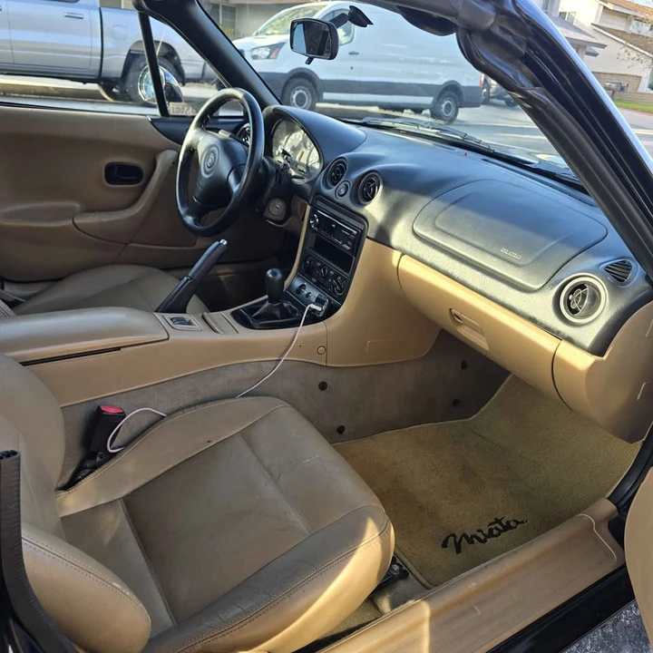 1999 Mazda NB MX-5 Miata - Image 7 of 10