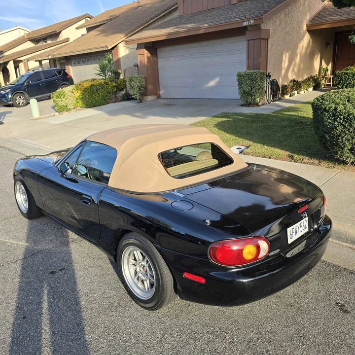 1999 Mazda NB MX-5 Miata - Image 2 of 10