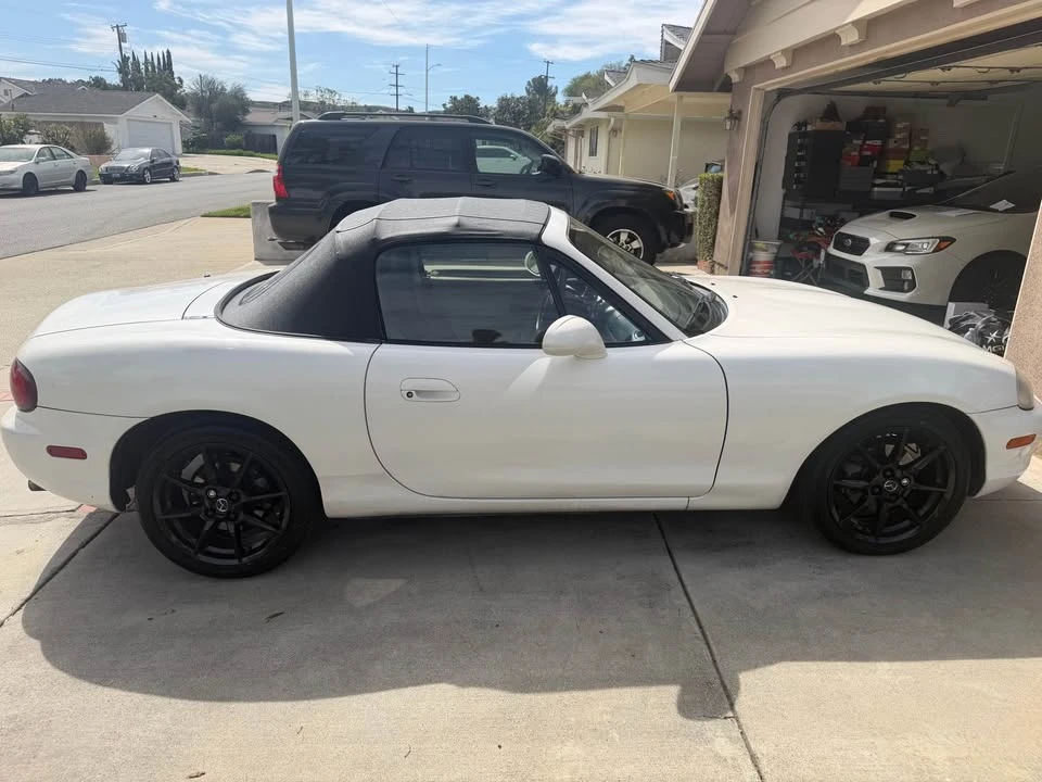 1999 Mazda NB MX-5 Miata - Image 5 of 8