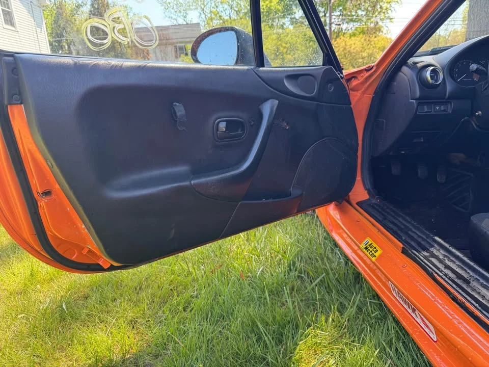 1999 Mazda NB MX-5 Miata - Image 13 of 21