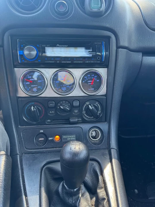 1999 Mazda NB MX-5 Miata - Image 20 of 21