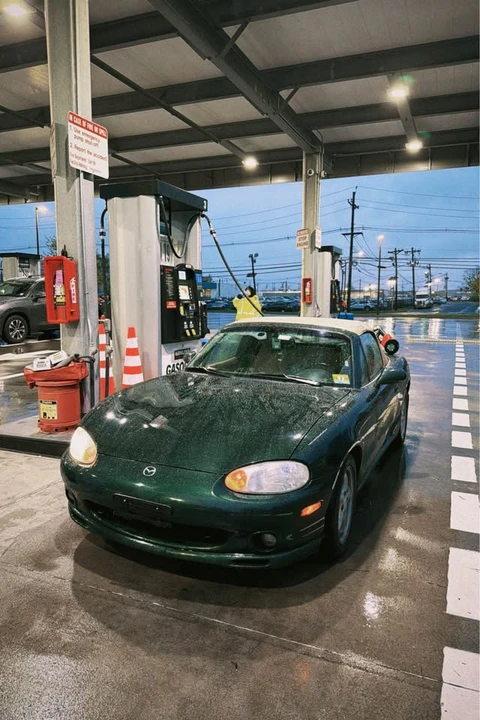 1999 Mazda NB MX-5 Miata - Image 4 of 18