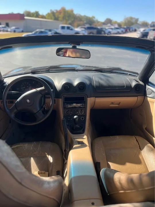 1999 Mazda NB MX-5 Miata - Image 6 of 13